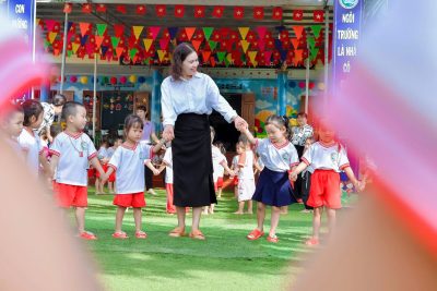 HOẠT ĐỘNG NGOÀI TRỜI